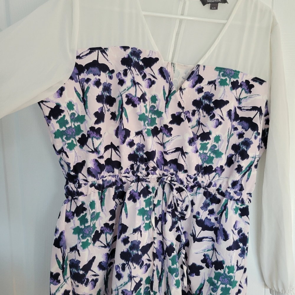 Flower Romper - Picture 2 of 4